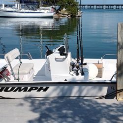 2010 Triumph 1700 Skiff