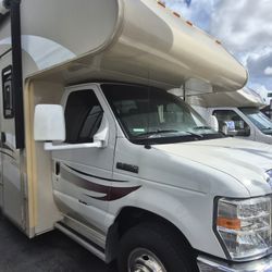 Motor Home Rv 22 Ft 19,000 Miles 
