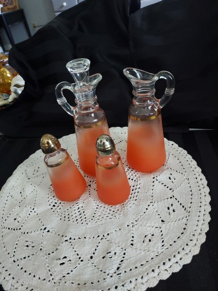 Vtg. Anchor Hocking Blanko set of salt & pepper shakers and Cruets