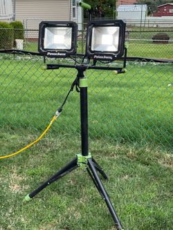 PowerSmith Dual LED Work Light with Tripod Stand