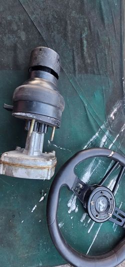 Uflex rotary steering helm and wheel