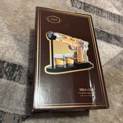 Wine/Whiskey Decanter