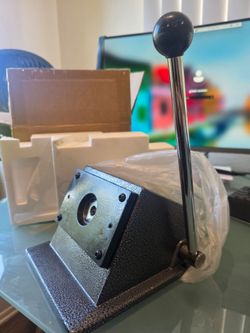 Keychain maker machine for photobooth keychains