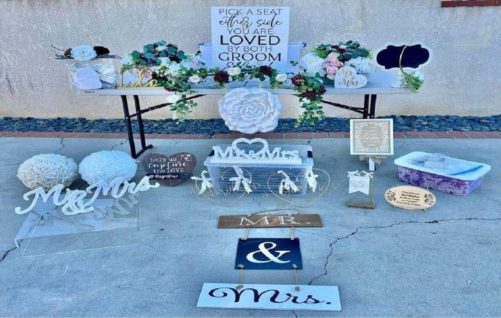 art apply Refine Your Ceremony with Stylish Wedding Accessories!