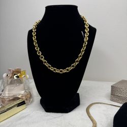 Necklace Gold