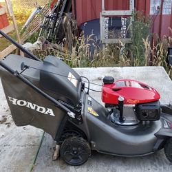 Brand New Honda Lawnmower 
