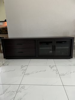 Living Room console Tv Stand Holds Upto 70inch Tv