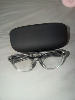 Meta glasses