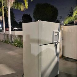 Fridge Free Delivery Refrigerator 