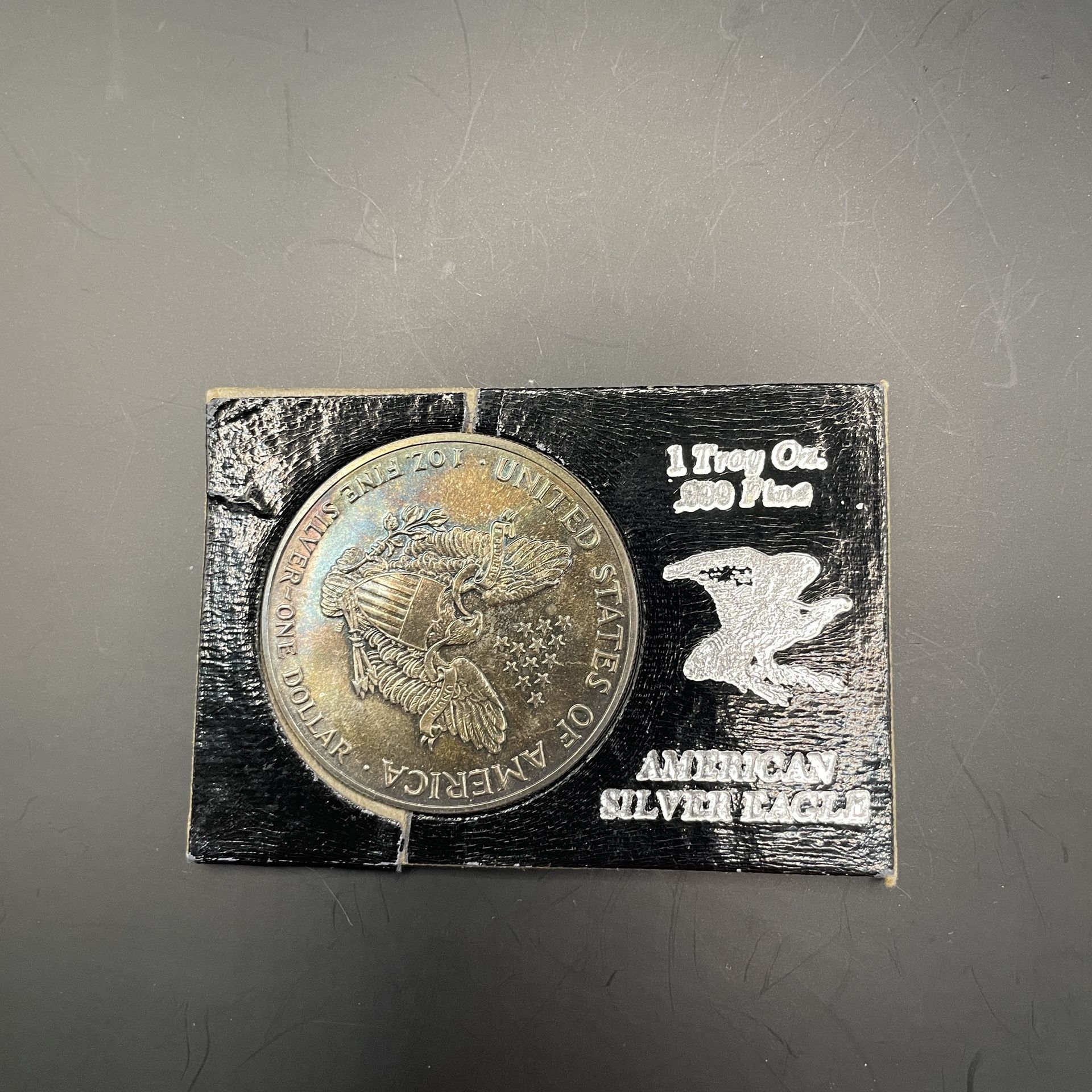 1989 American Silver Eagle 1 oz .999 Fine Silver Coin in Display Holder