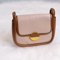 Special button design Handbag