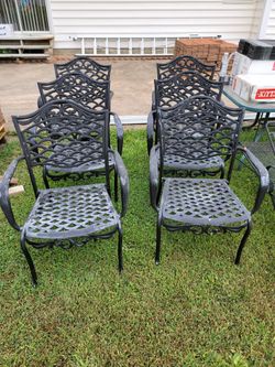 Cast Aluminum Set, 6 Chairs with Table Trade / Trades