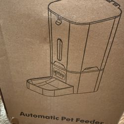 Brand new! TYM Automatic Cat Feeder with Camera, 5G WiFi Auto Cat Dog Food Dispenser with APP Remote