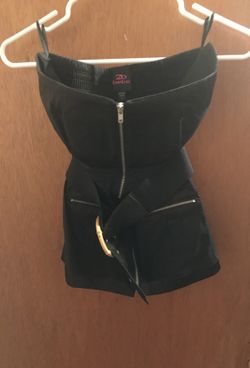 Women’s Bebe halter top