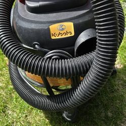 Kobuta Vacuum Cleaner 4 Gallon