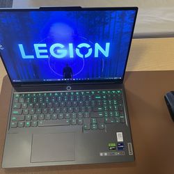 Lenovo Legion Slim 7 16IRH8 16" (1TB SSD, Intel Core i9 13th Gen., 2.60 GHz,