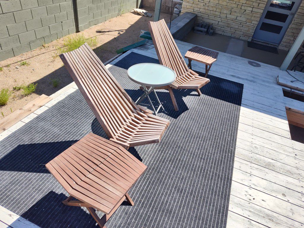 Pool Patio Furniture - MUST SELL TODAY