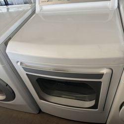 LG GAS Dryer 7.4 Cuft