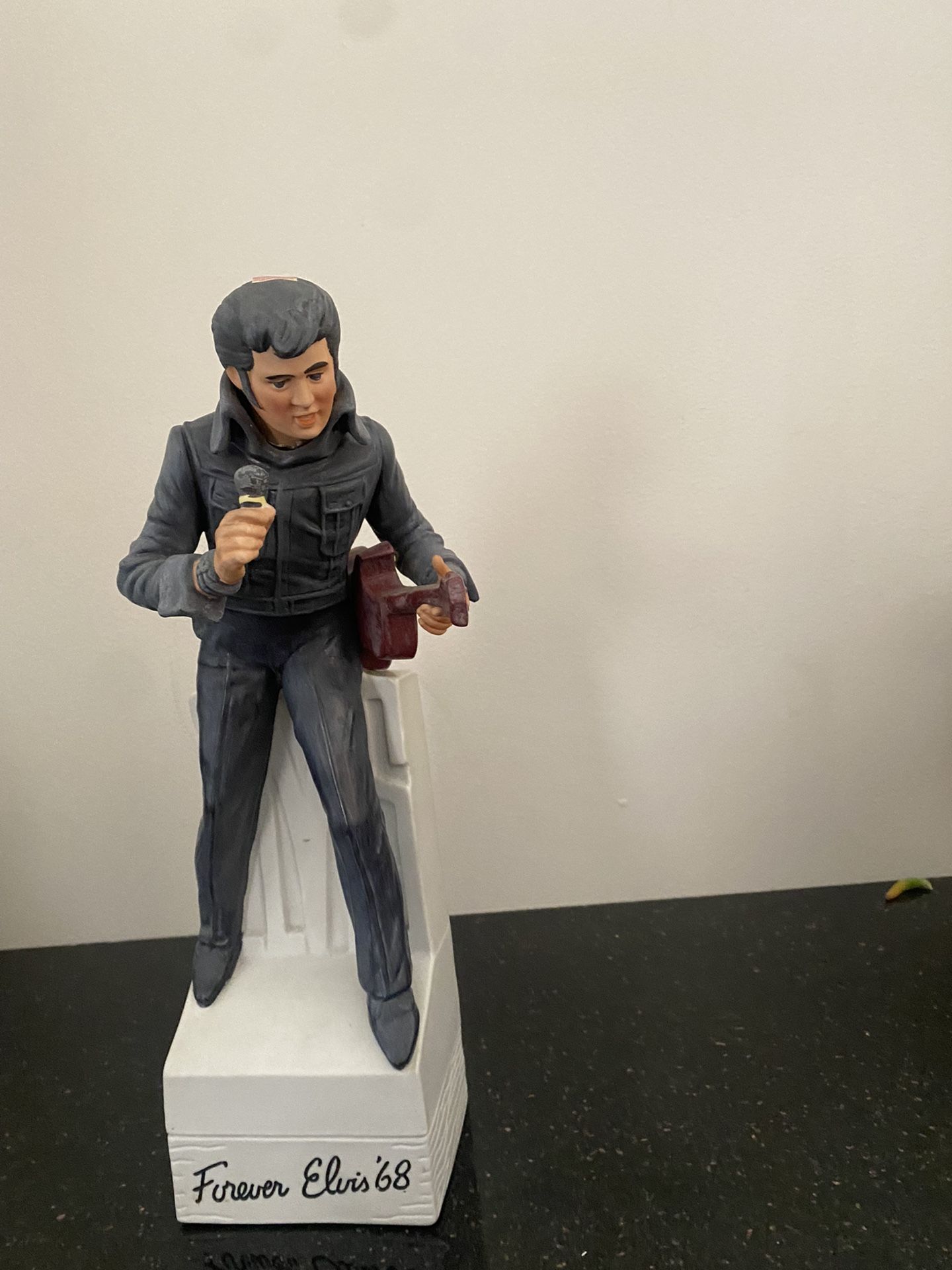 🌼🌺🌸ELVIS PRESLEY DE PORCELANA EDICIÓN LIMITADA