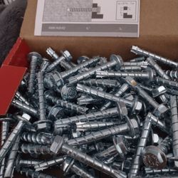 Son Tornillos &100 Qty   1/4"X1'7/8" Por $60 Dollars 