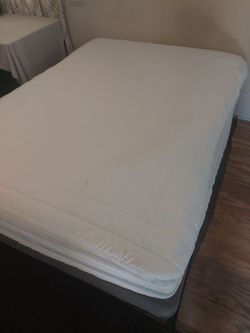 Queen Size Bed with metal Frame