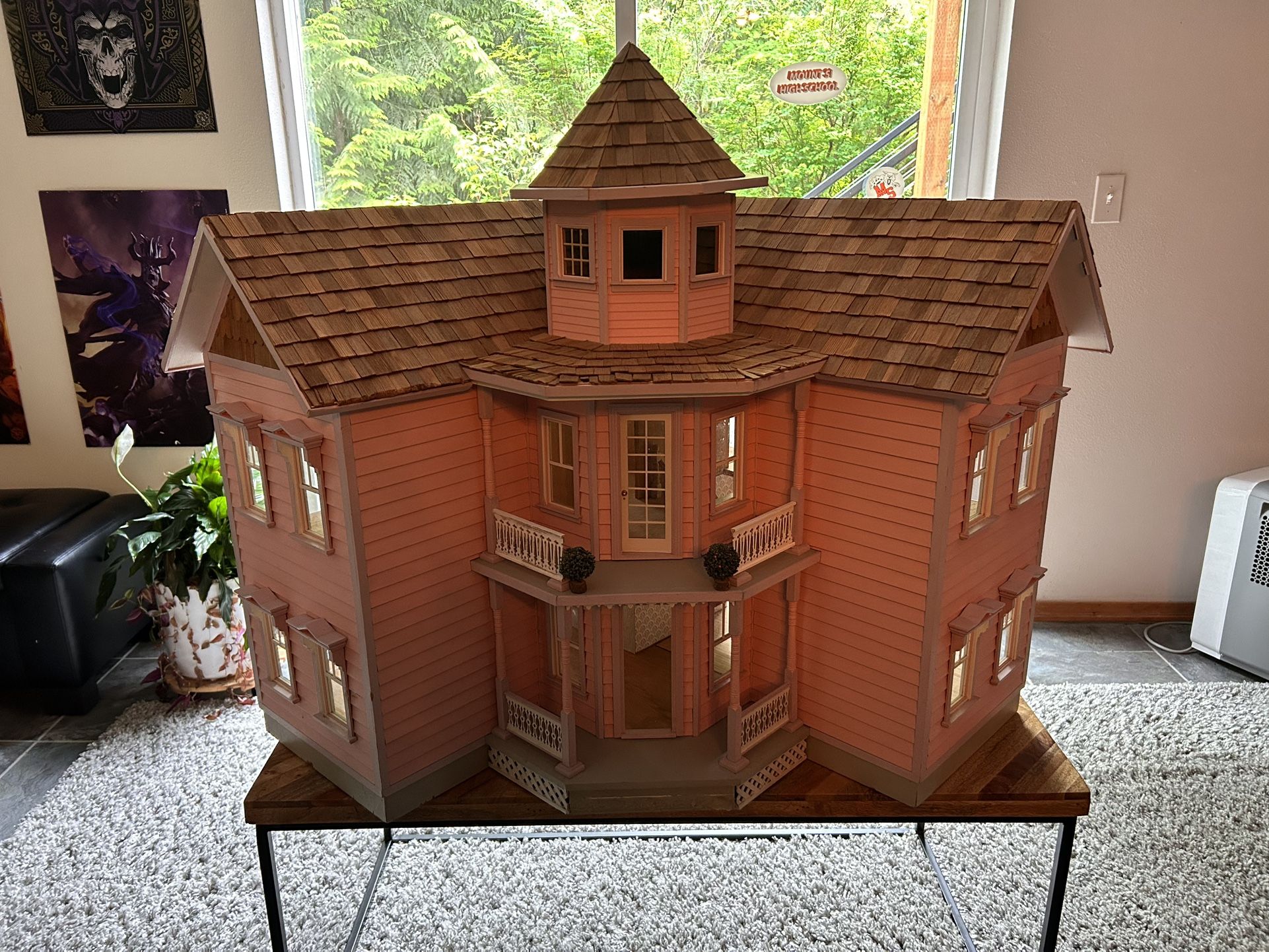 Large Vintage Dollhouse