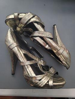 Gold Metallic Heels 9M