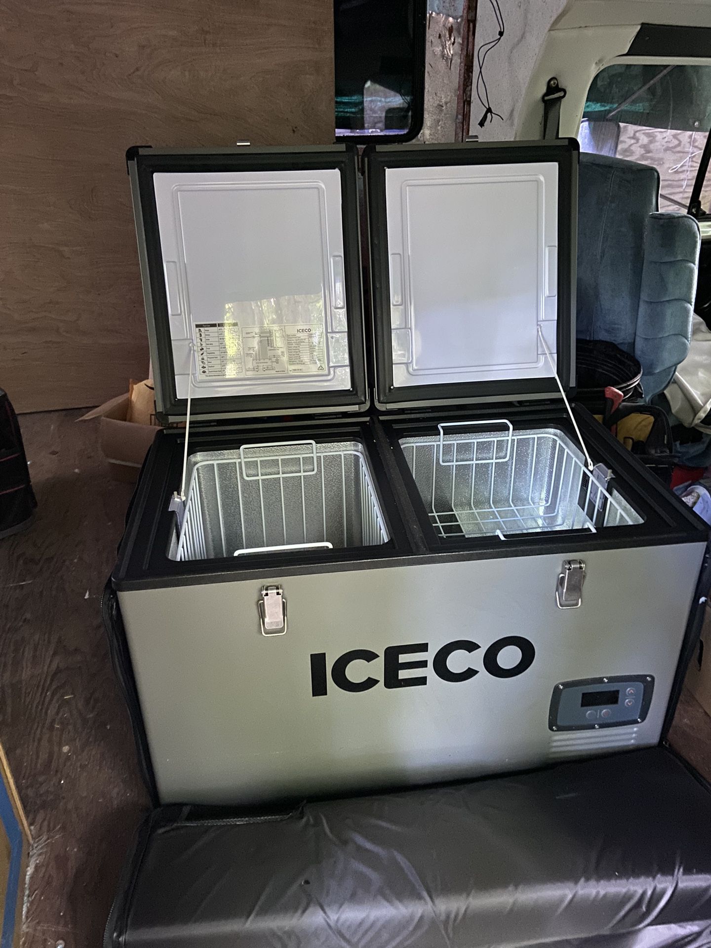 ICECO refrigerator 68.7QT 65 Dual Zone Combo