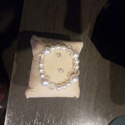 Earrings and bracelet
