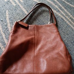 Ladies COACH HANDBAG