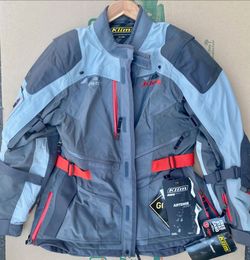 Like New Gen 1 Klim Artemis ADV Series Gore-Tex Women's Motorcycle Jacket Size 2XL Grey Red NWT