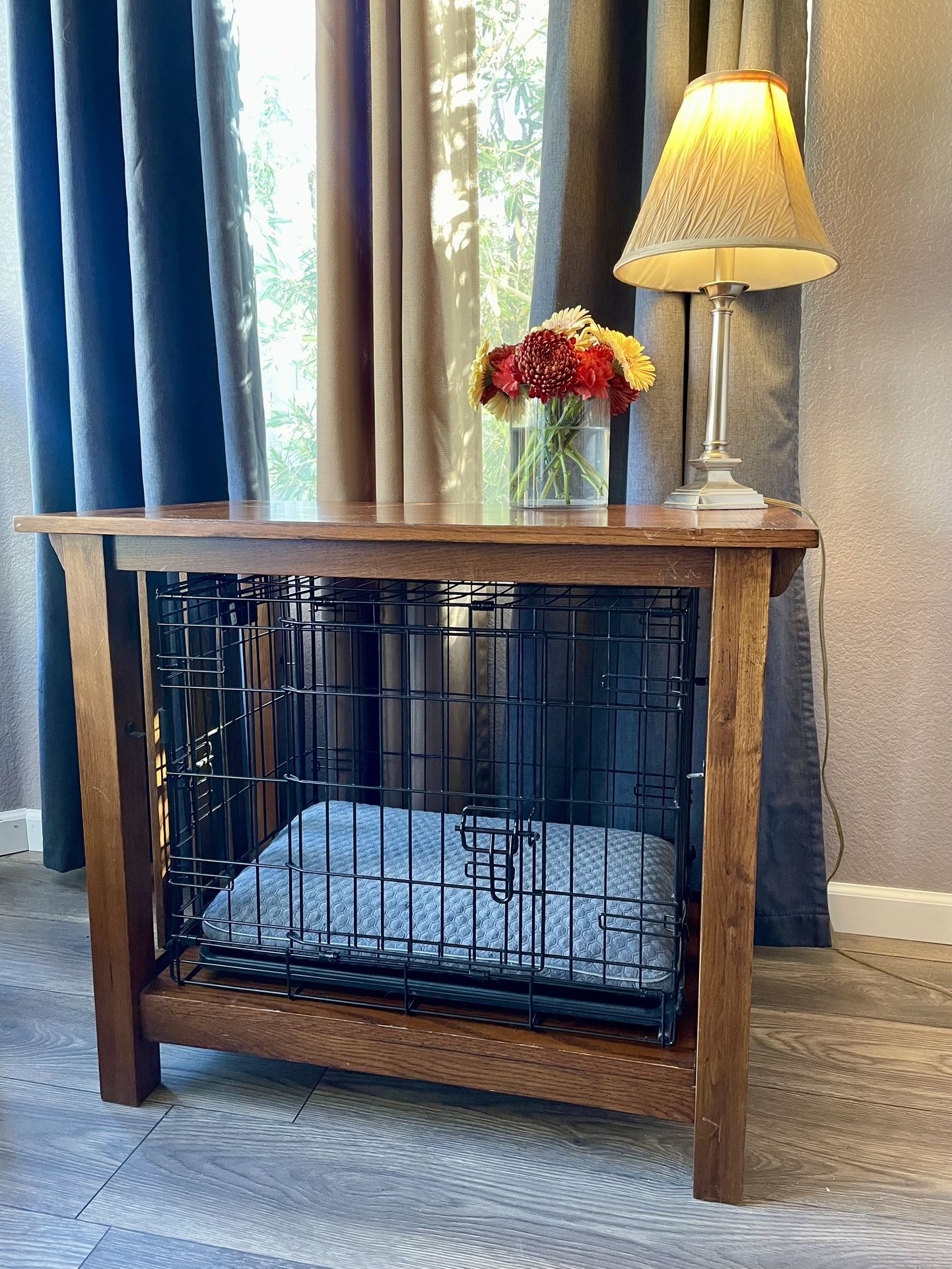 End Table Dog Crate Combo $40