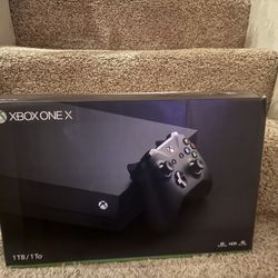 XBOX 1 X GREAT CONDITION