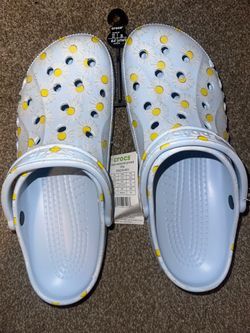 Men’s crocs