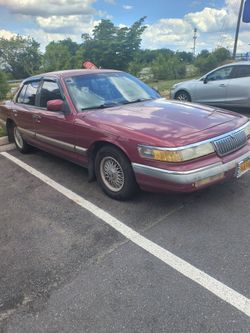 Mercury Grand Marquis burgundy
