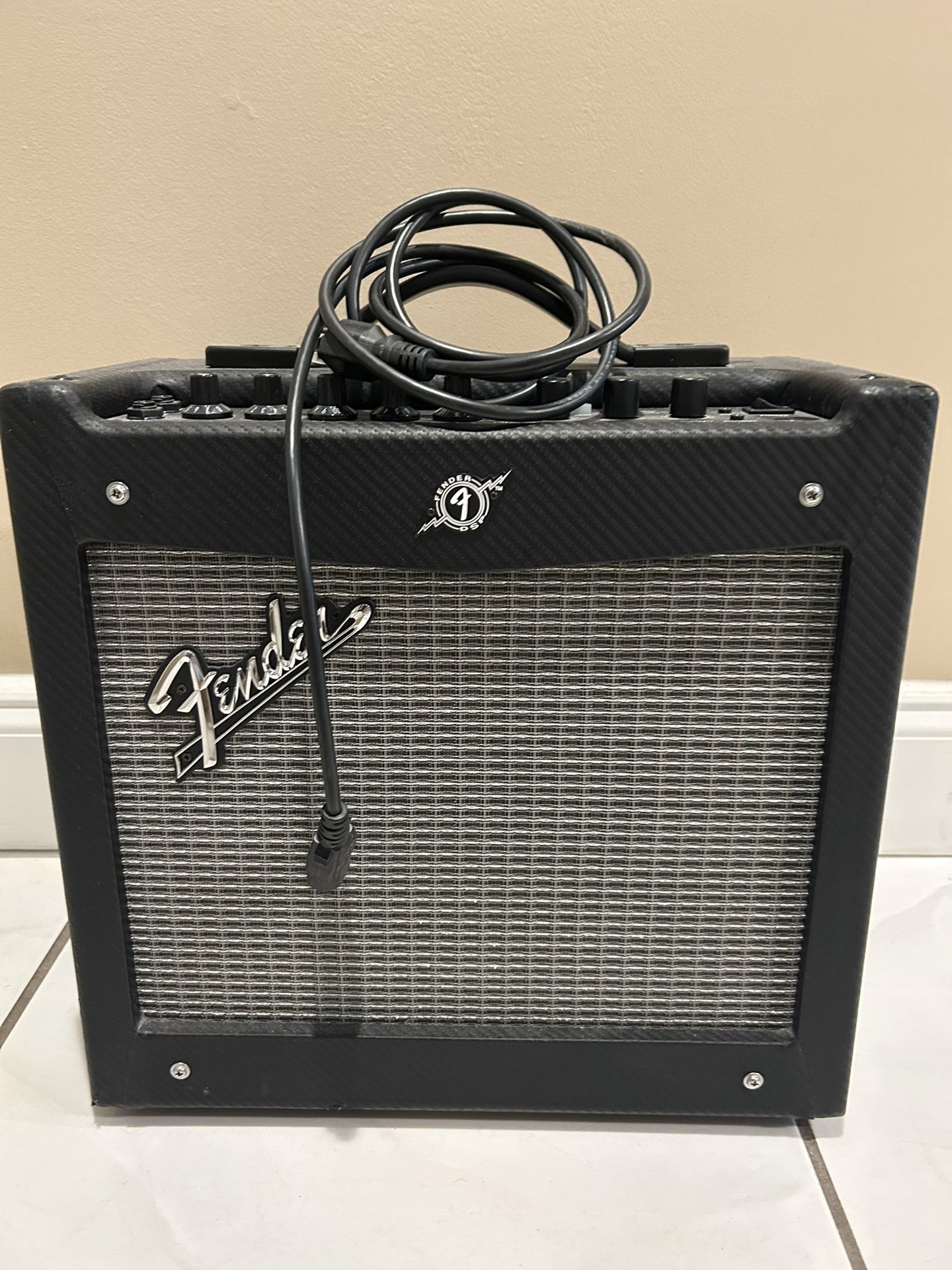 Fender Mustang I Amplifier
