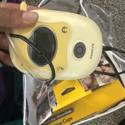 Freestyle Breast Pump