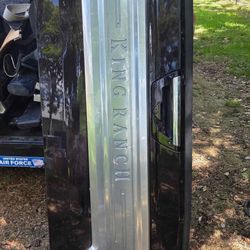 F150 Black King Ranch Tailgate 