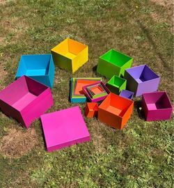 Awesome Set of Stackable Gift/Storage Boxes!