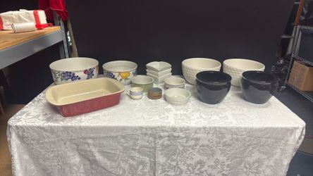 Assorted Kitchenware & Serving Bowls Lot
