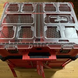 Brand New Milwaukee 6  Deep Compartment Packout Organizer