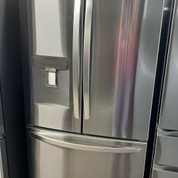 NEW OPEN BOX LG FRENCH STYLE REFRIGERATOR 