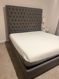 Gray Tufted King  Size Bed