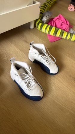 Size 11c toddler Jordan 12’s