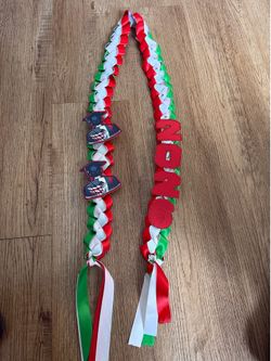 Mexico grad lei