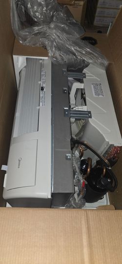 New Midea
12,000 BTU PTAC AC, 3.5KW Heat, 230-Volt