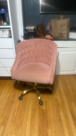 Pink Velvet Tufted Office/Vanity Chair – Gold Base