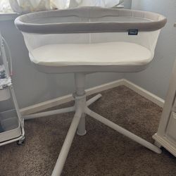 Halo Bassinet Swivel Sleeper 3.0 Baby Bassinet - gray 