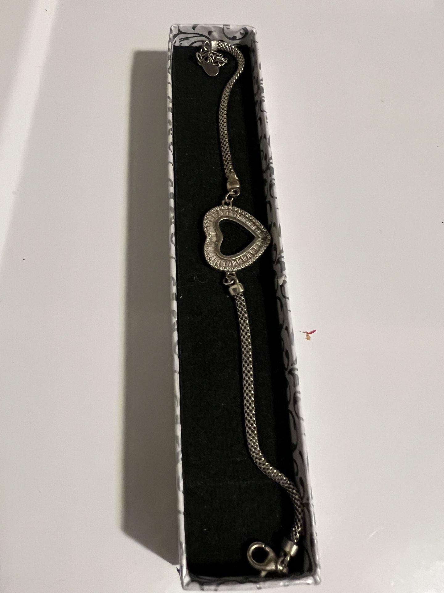 Beautiful Heart Silver 925 With Zircon Bracelet Like New