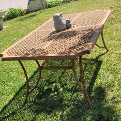 Yard table only